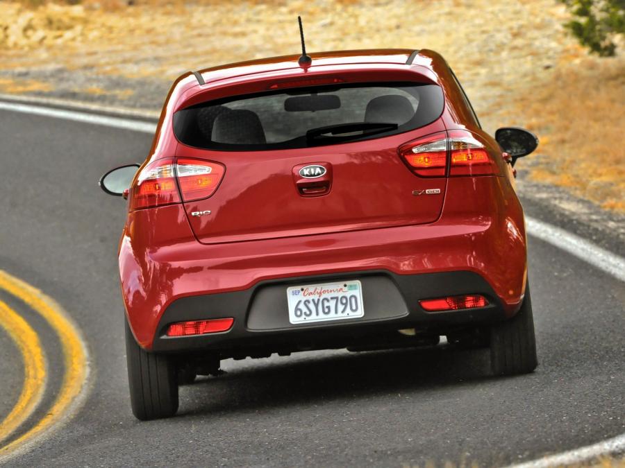  Kia Rio 5-Door 2011 года  (US) (фото 29 из 76)